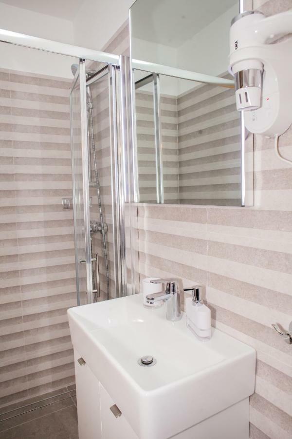 Marijola Apartments ชิเบนิก ภายนอก รูปภาพ